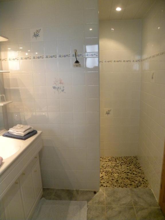 Auberge Les Volpilieres Ruynes-en-Margeride Bilik gambar